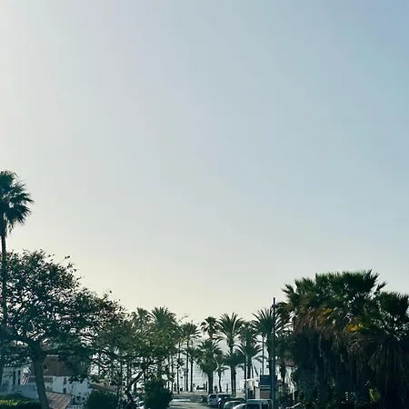 Апартаменты Sunny Sea View Center Of Americas *