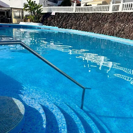 Апартаменты Sunny Sea View Center Of Americas