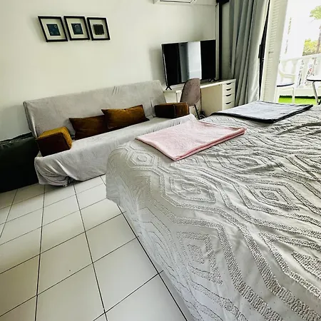 Sunny Sea View Center Of Americas Апартаменты