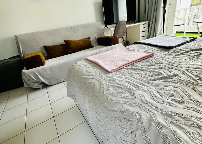 Sunny Sea View Center Of Americas Apartament